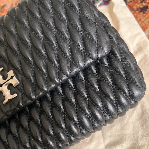 Tory Burch - Picture 2 of 6